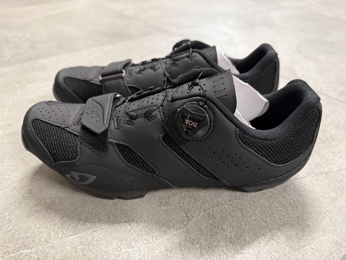 Giro Scarpe da uomo: Chaussures VTT Giro Cylinder II – Nuovo e nell'imballaggio originale da Les Paccots venduto da vuic 2