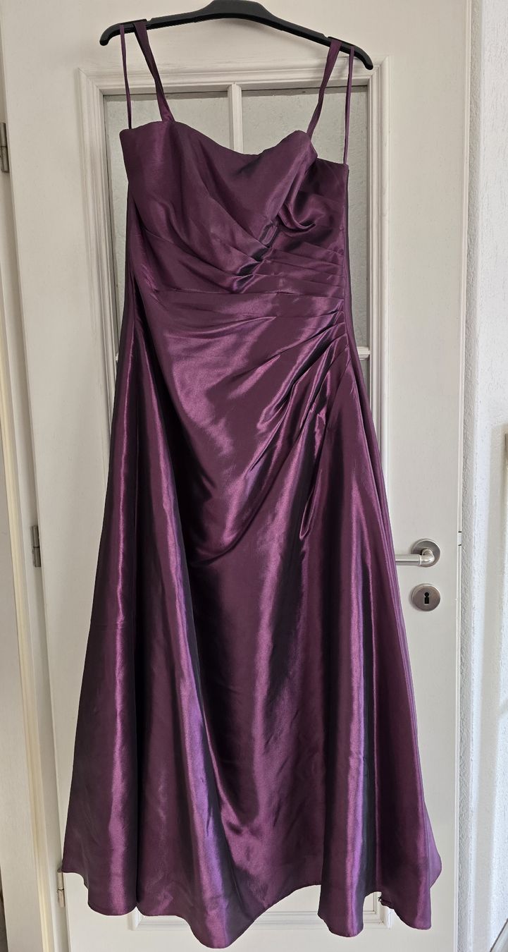 Kleider: Trauzeuginkleid, Abendkleid Grösse 44 – Gebraucht aus Laupersdorf von Withelady 3