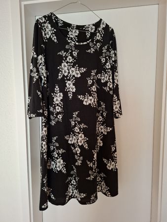 Kleid Grösse 46