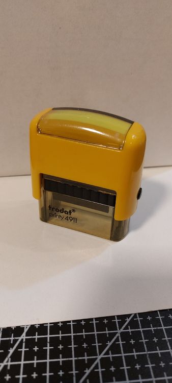 Trodat Timbri: Trodat Printy 4911 Stempel gelb - für Adresse & Büro – Usato da Kölliken venduto da turimess