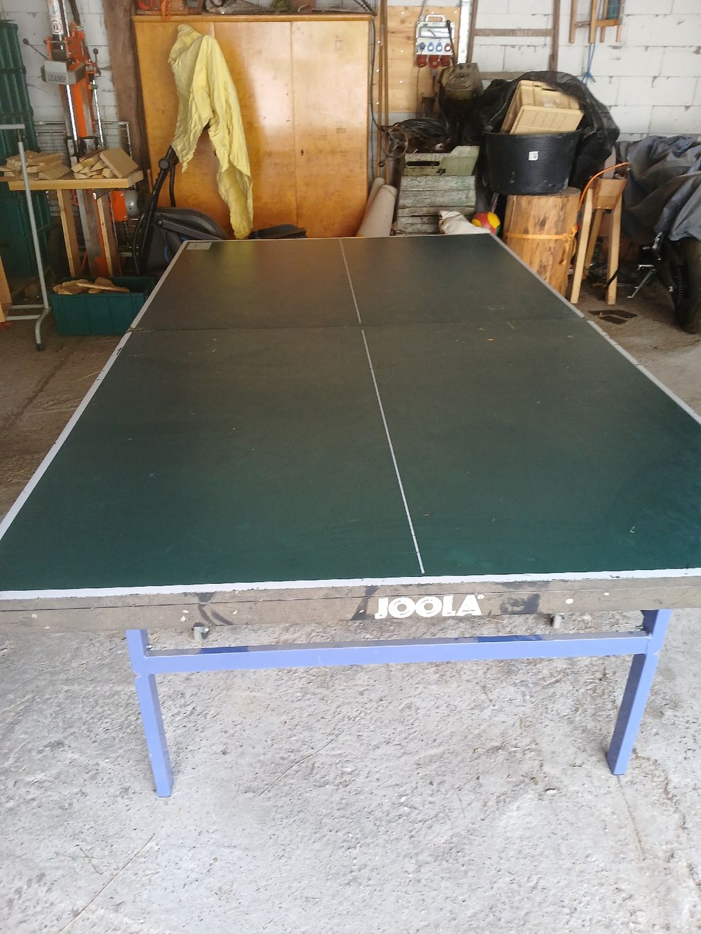 Tischtennis: Tischtennistisch – Gebraucht aus Escholzmatt von ZECHU 4