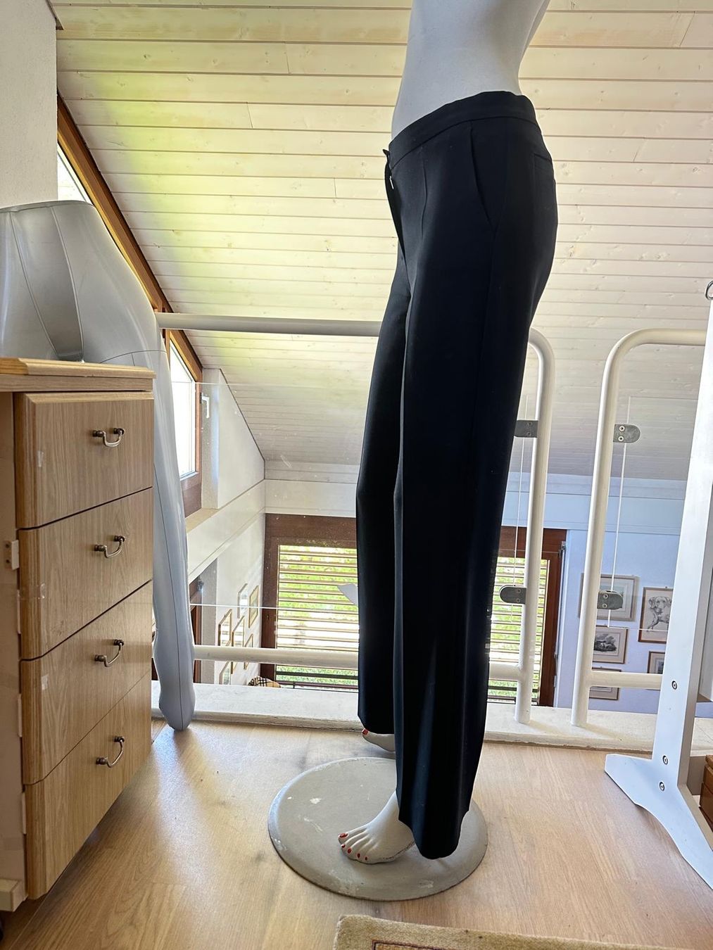 Max Mara Pantaloni: Schwarze Hose von MAX MARA – Usato da Neuhausen venduto da Lechasseur 4