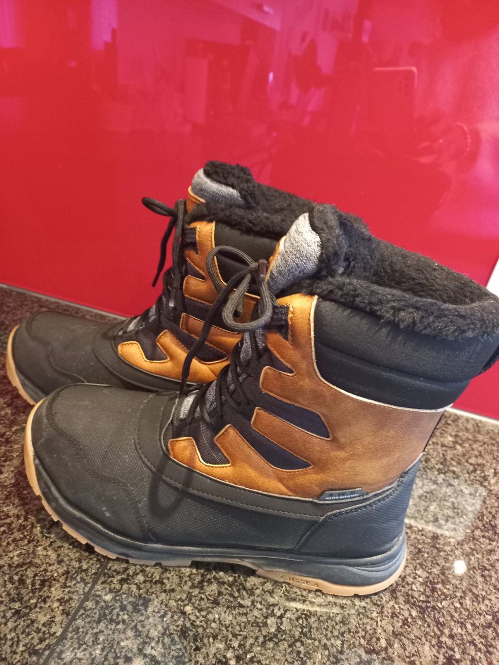 Icepeak Scarpe da donna: Warme IcePeak Winterstiefel Gr. 40 – Usato da Studen SZ venduto da Koller2525 1