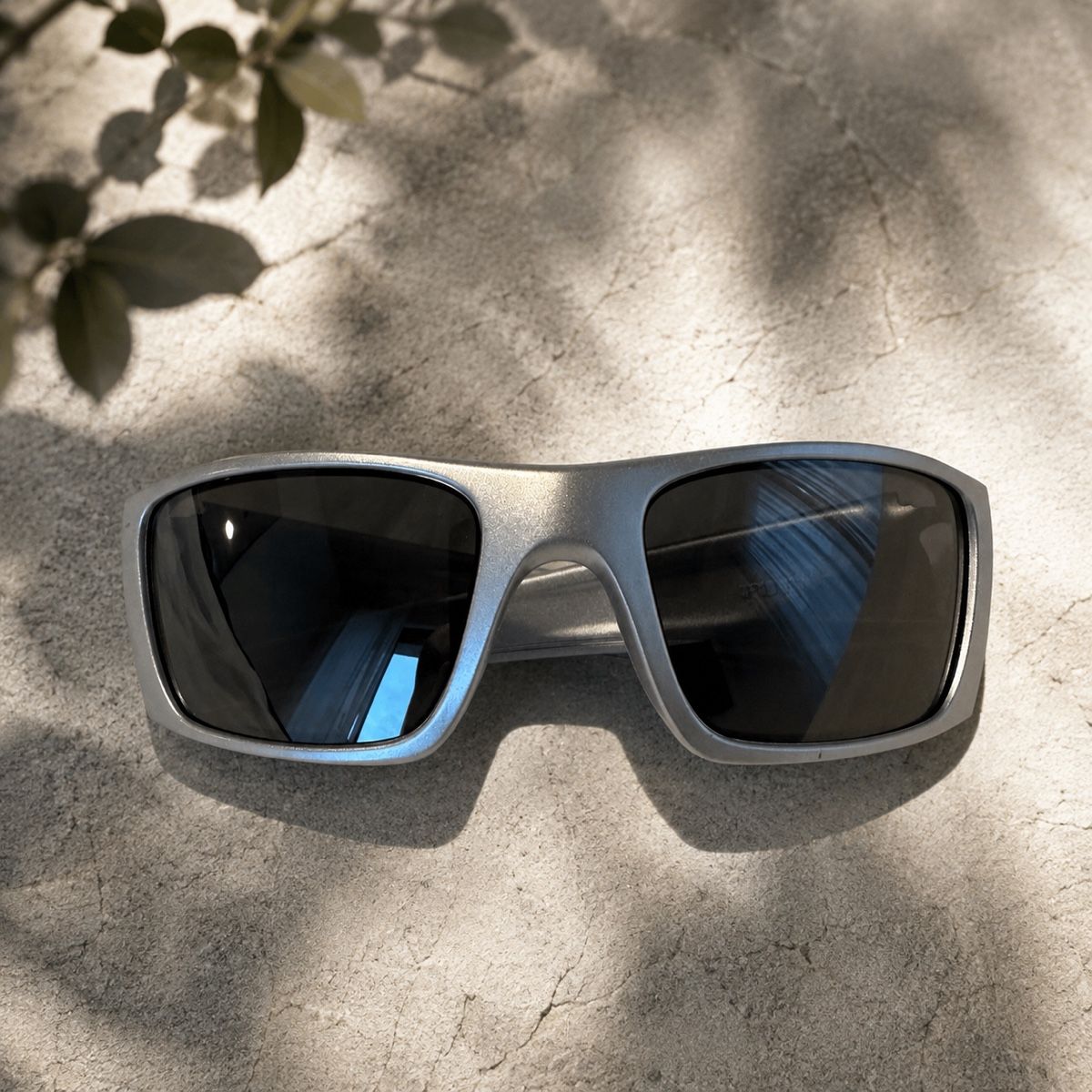 Oakley Occhiali & Lenti: Oakley Sonnenbrille silber – Nuovo (secondo la descrizione) da Näfels venduto da Zevvy300 1