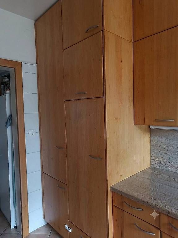 Cuisines complètes: A donner cuisine complète modulable en bois, plan en granit – D'occasion à Pully par chi_p2rq 3