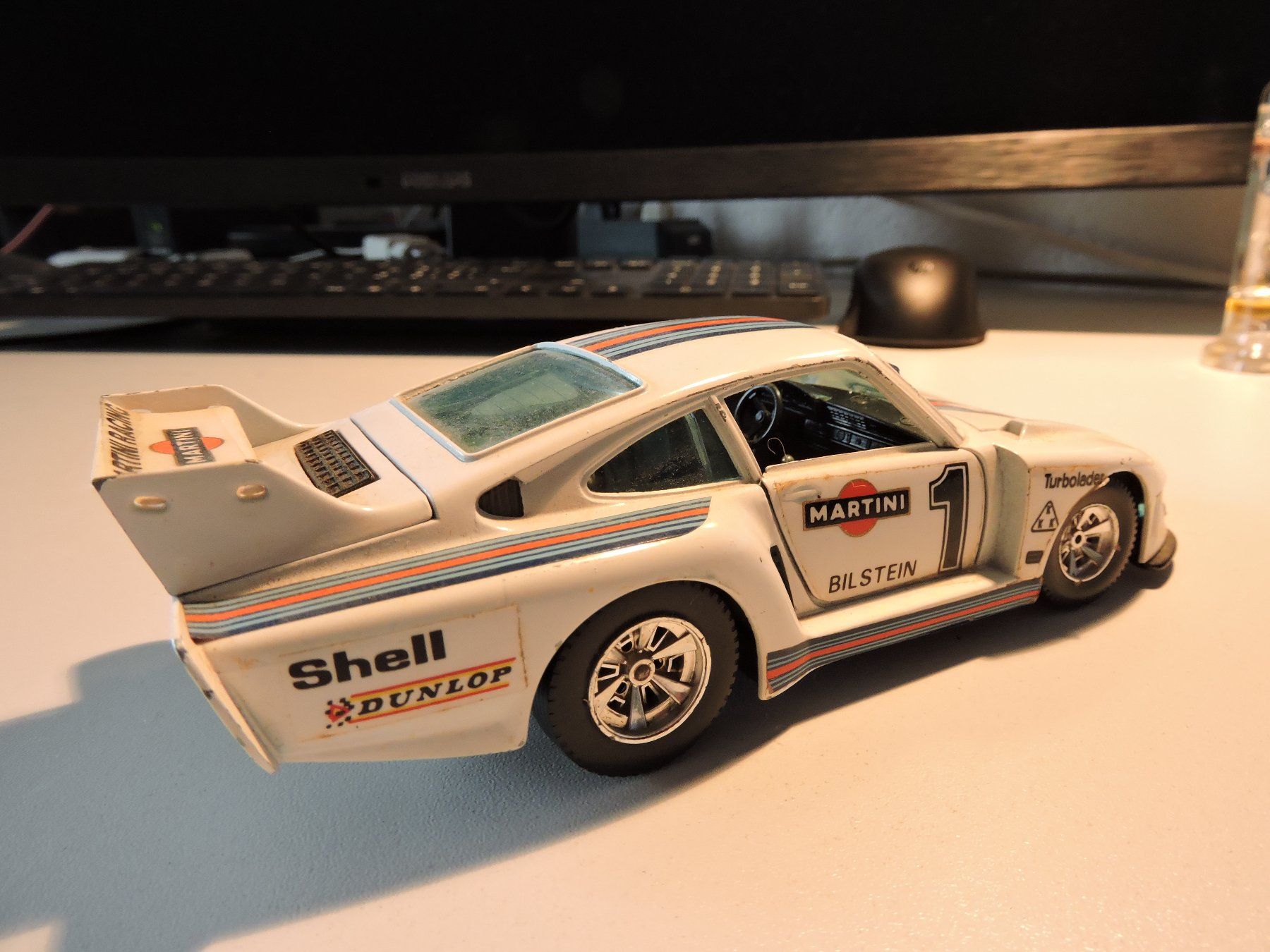 Porsche Modellautos: Burago Porsche 935 Martini Racing 1:24 – Gebraucht aus Hauptwil von Borusse01 2