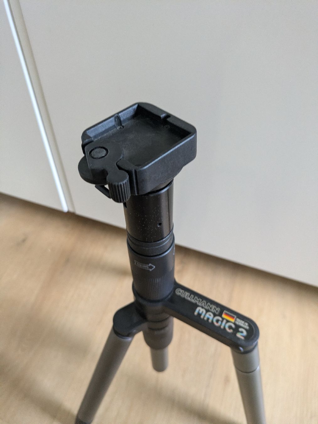 Treppiedi & Teste: Cullman Maguc 2 Stativ – Usato da Bern venduto da han_lx9c