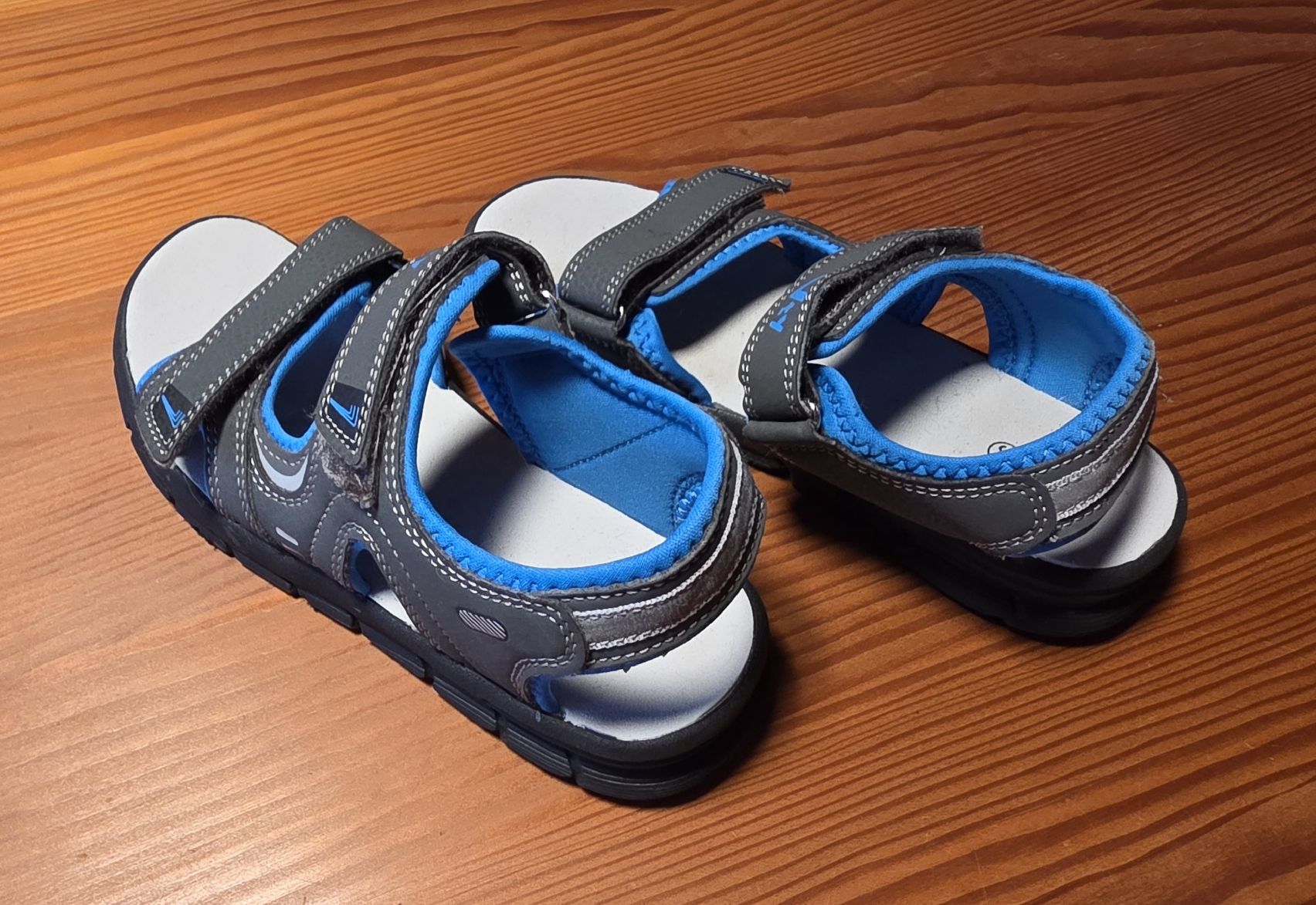 Dosenbach Scarpe per ragazzi: Badesandale Grösse 34 – Usato da Grünenmatt venduto da ras_7ksp 1