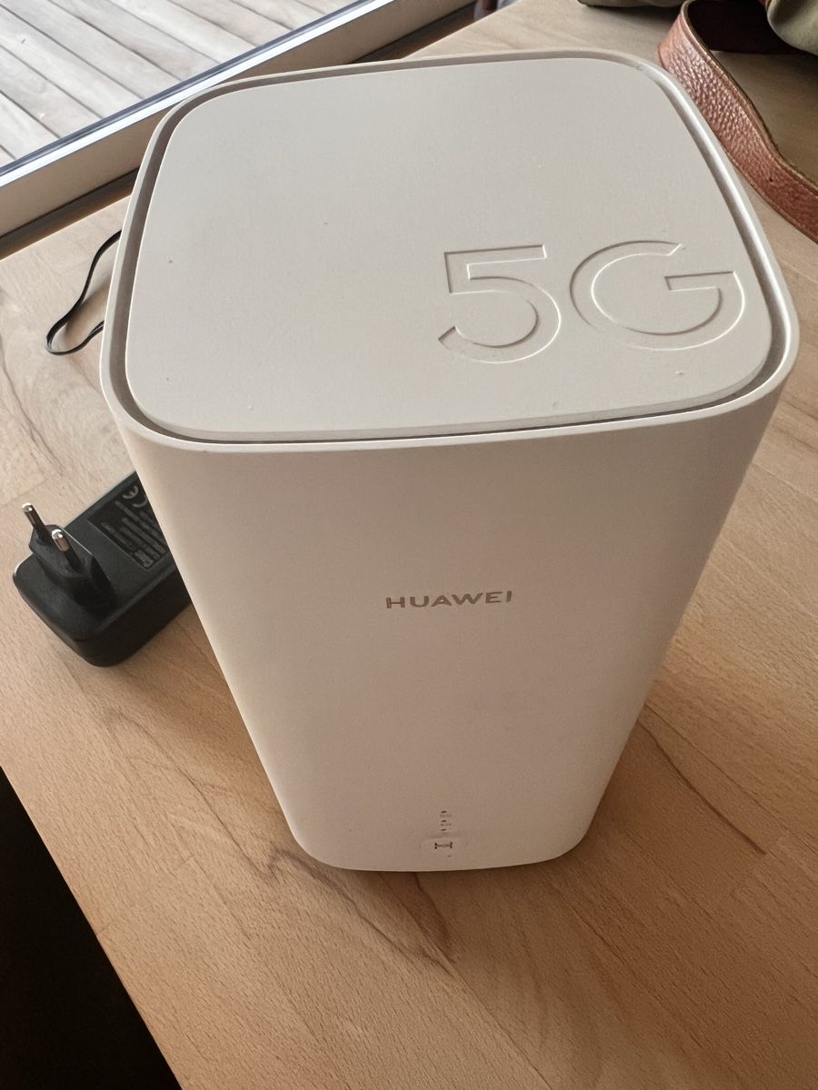 Huawei Modems & Router: Huawei 4G/5G-Mobilfunkrouter – Gebraucht aus Nussbaumen AG von vale. 1