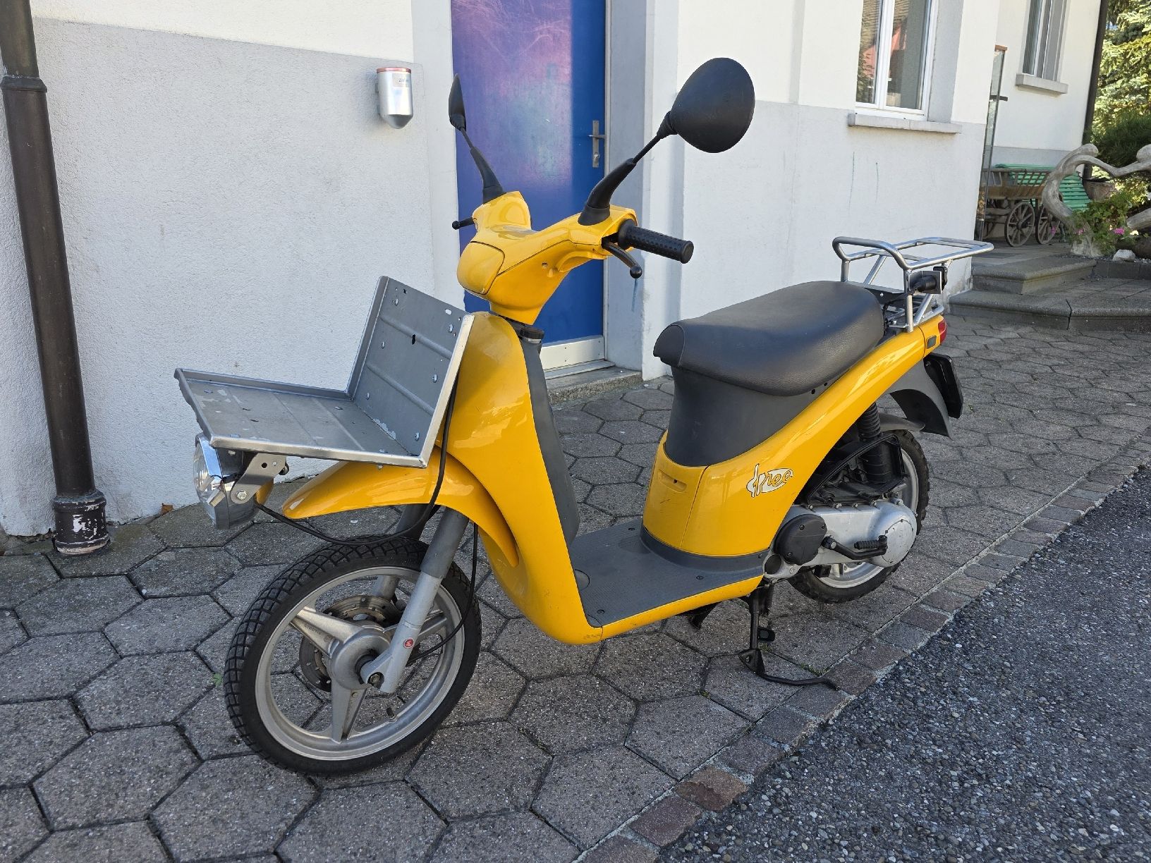 Piaggio Scooters: Piaggio Free Post PTT – Defekt aus Schafisheim von onezillion 4