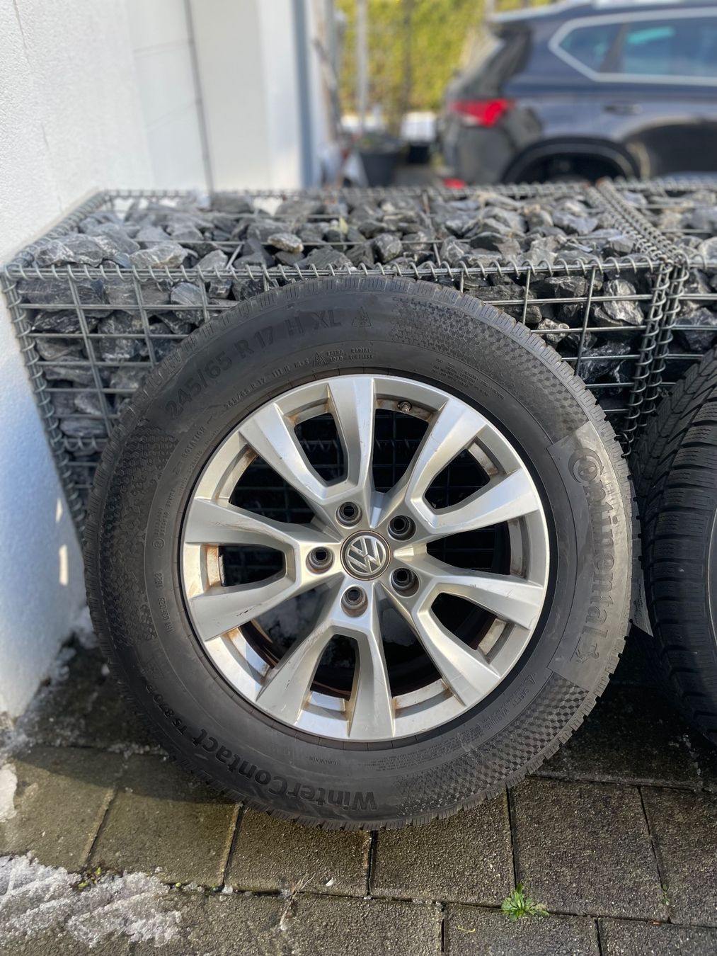 Volkswagen Pneus & Kompletträder: VW 17 Zoll Winter Kompletträder – Gebraucht aus Einsiedeln von VH_ 1