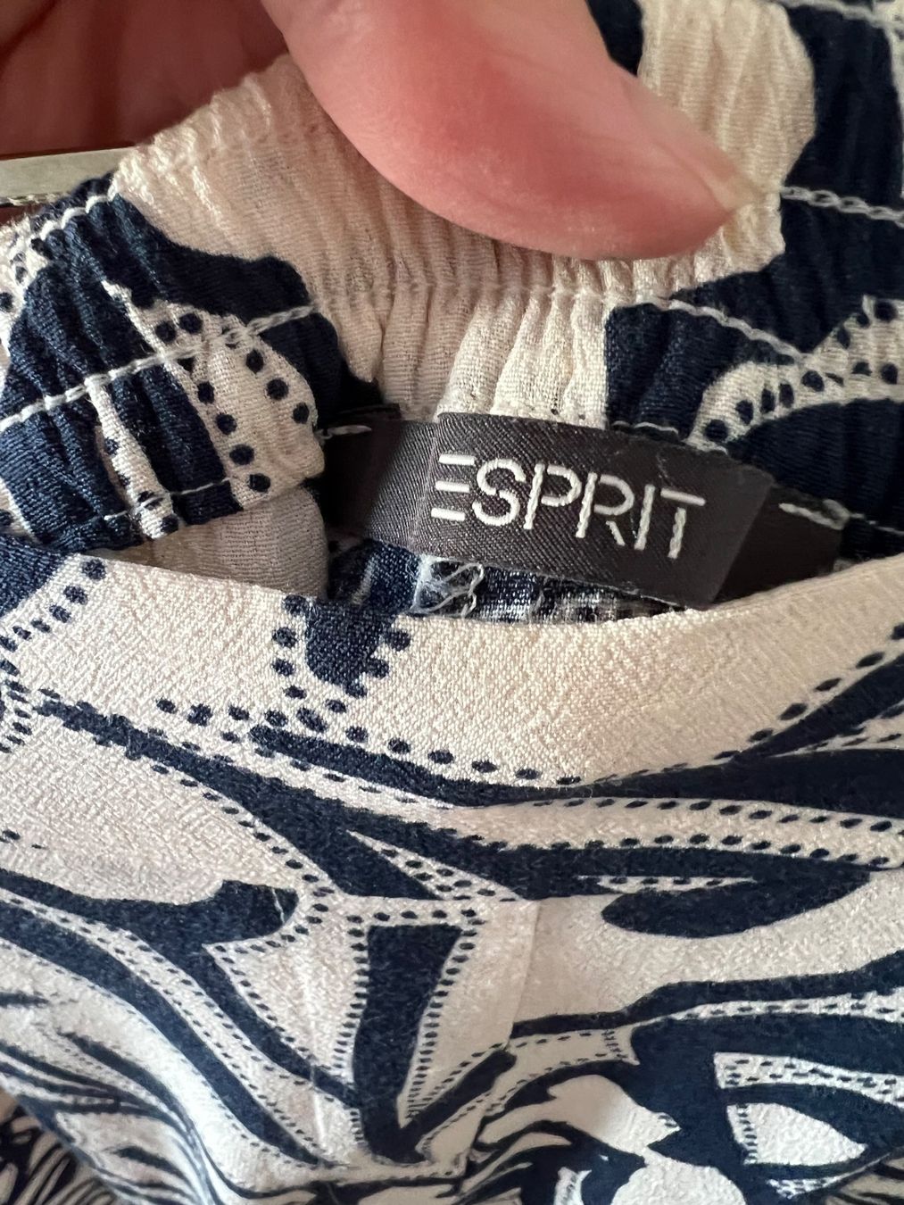 Esprit Pantalons: Hose bunt Esprit 40 – D'occasion à Biel/Bienne par Girasole232 3