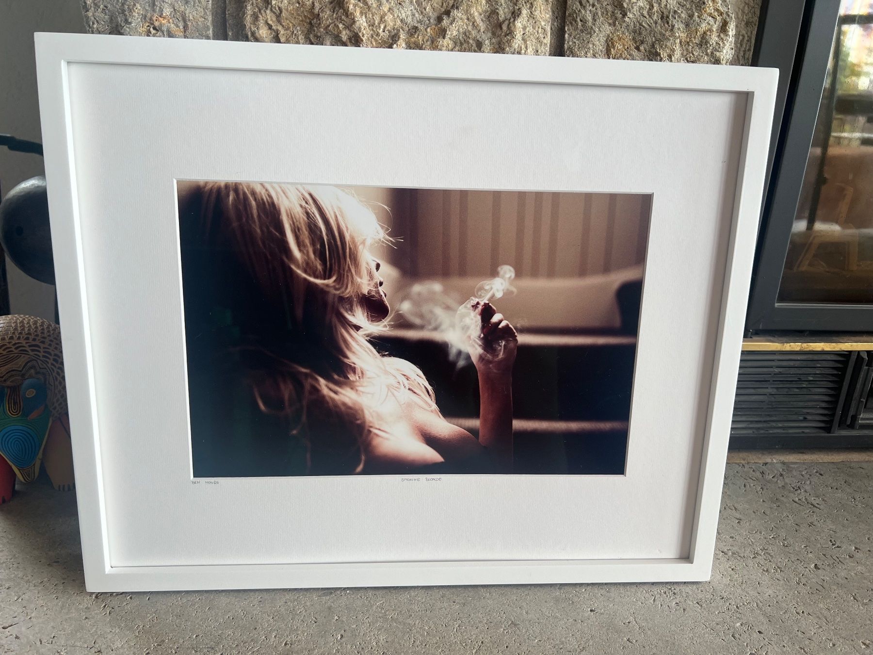 Poster & Bilder: Photographie Smoking Blonde – Neu (gemäss Beschreibung) aus Lugnorre von jul_lnh6