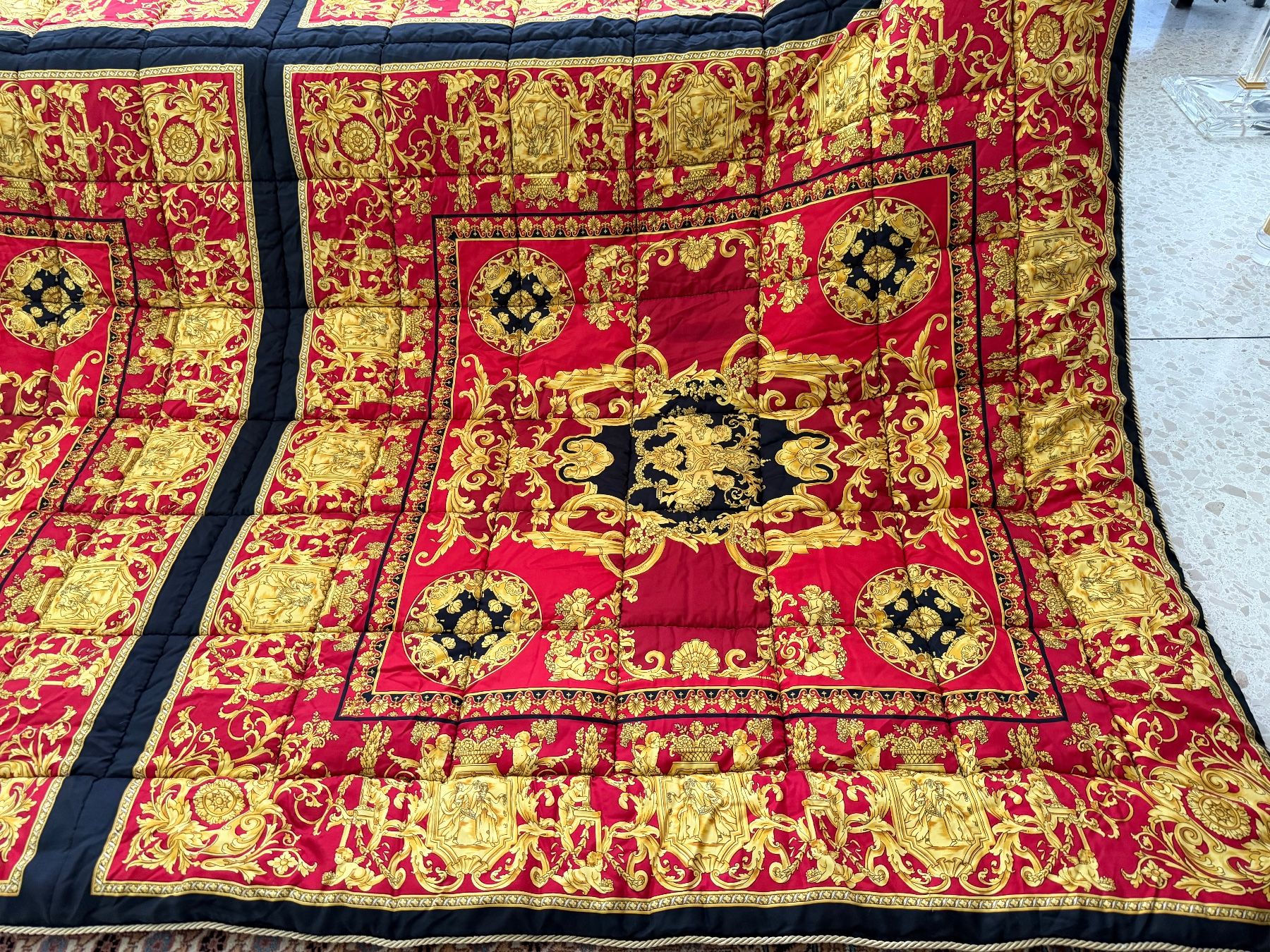 Coperte: Schöne Tagesdecke, gross – Usato da Solothurn venduto da anni22 2