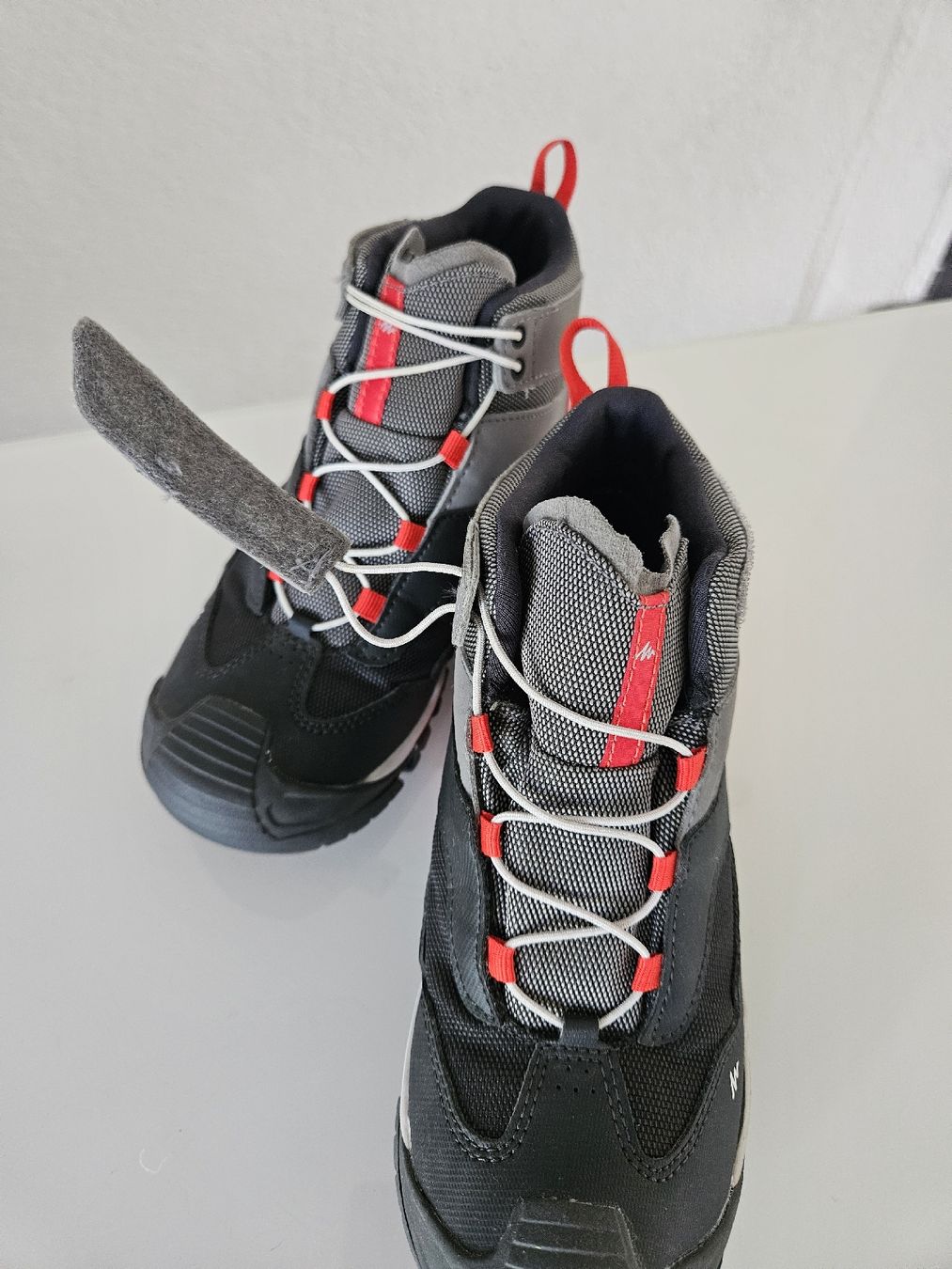 Decathlon Schuhe für Jungen: Kinder-Wanderschuhe Quechua Grösse 34 wasserdicht – Gebraucht aus Niederglatt ZH von Lady-Luck 5