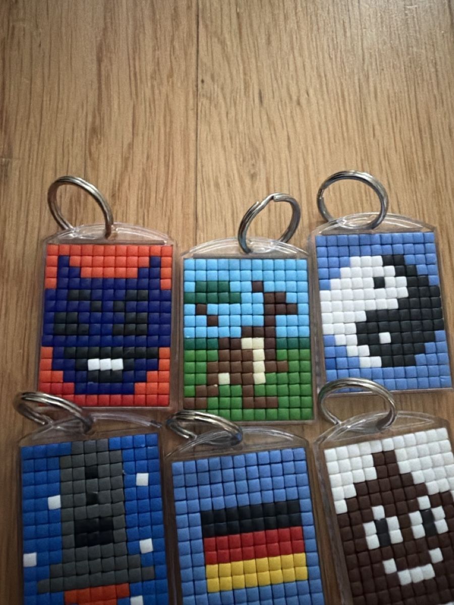Portachiavi: Selbstgemachte Pixel schlüsselanhänger und 2 grosse pixel – Nuovo e nell'imballaggio originale da Härkingen venduto da Iceman_09 6