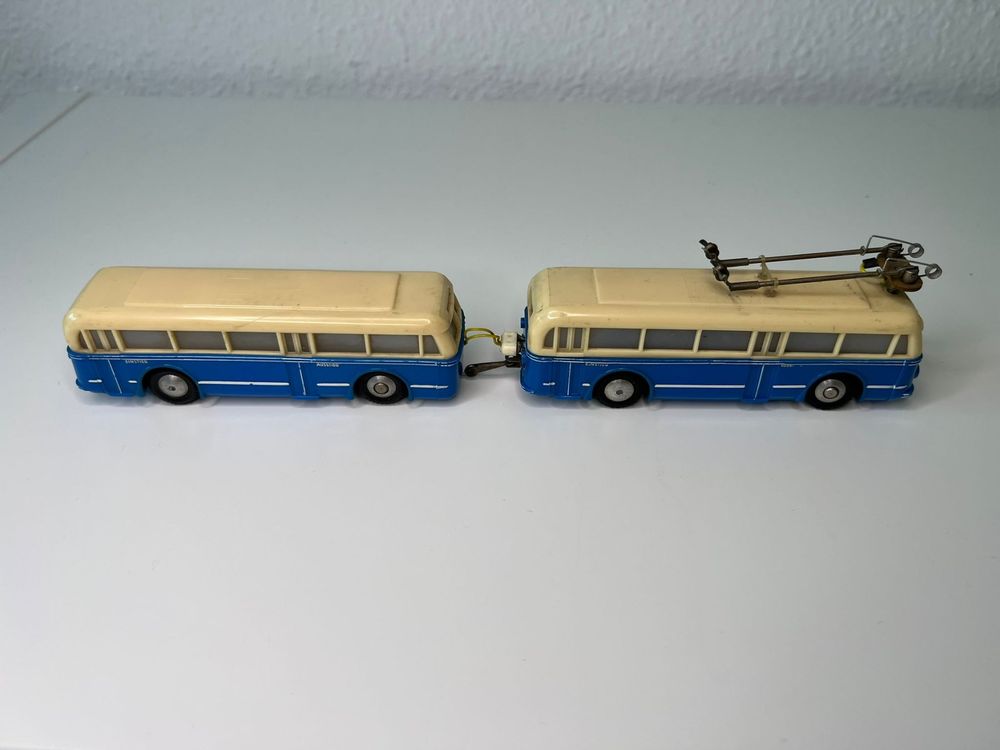 H0 1:87 Eheim Brawa Trolley Bus O-Bus Linienbus Henschel ÜH III s
