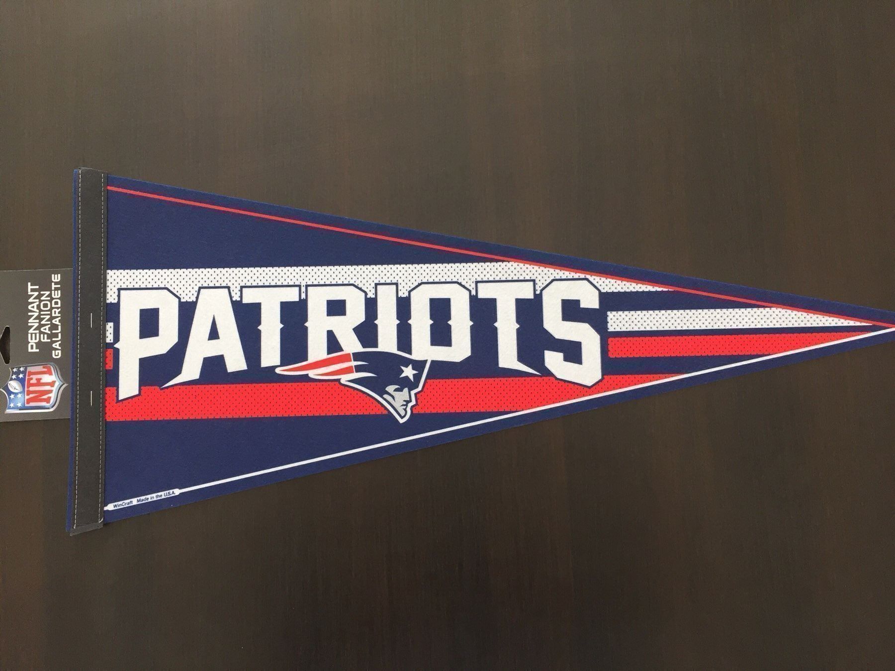 Fahnen: New England Patriots Wimpel – Neu und originalverpackt aus Muttenz von US_Sport_Schweiz