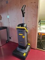 Kärcher Professional Scheuersaugmaschine 