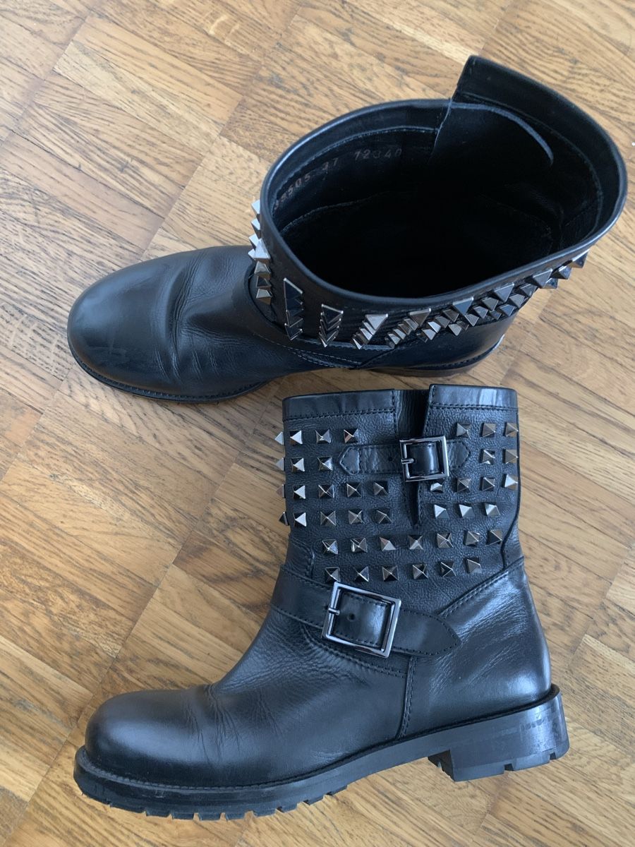 Scarpe da donna: Leder stiefel schwarz – Usato da Zürich venduto da Nikuska32