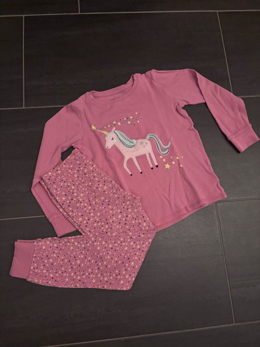 Next Pigiama & Simili: Einhorn Pyjama Next Grösse 116 – Usato da Uster venduto da bat_f22x