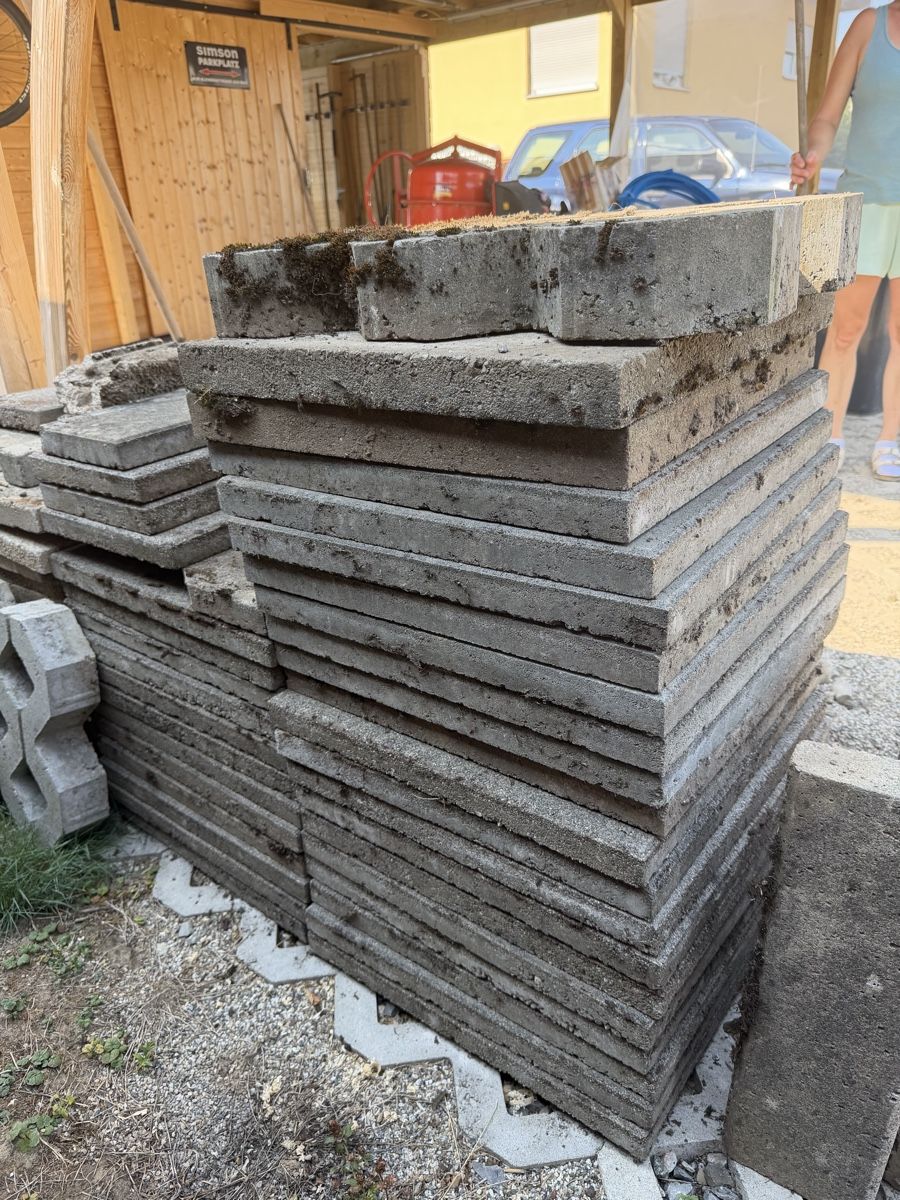 Rivestimenti per pavimenti: 40 Gartenplatten 50× 50x 4 cm – Usato da Wynau venduto da ank_vhb2 1