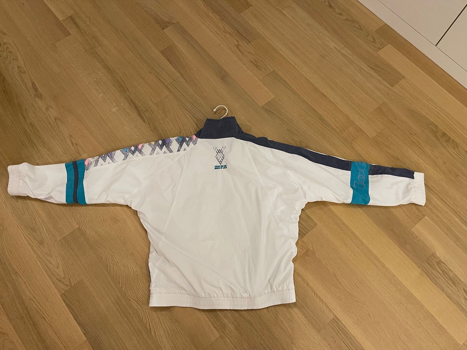 Jacken: Lotto Vintage Übergangsjacke, Grösse M, oversized – Gebraucht aus Zofingen von leajloretz 4