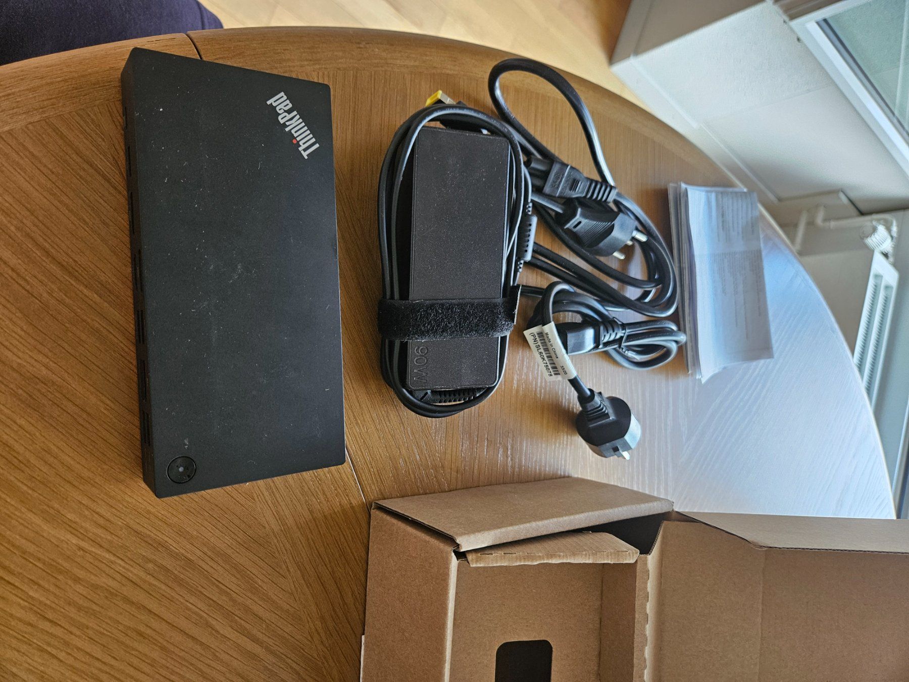 Lenovo Docking station: Lenovo ThinkPad USB-C Dock Gen 2 Dockingstation ohne Kabel – D'occasion à Winterthur par Loooper 3