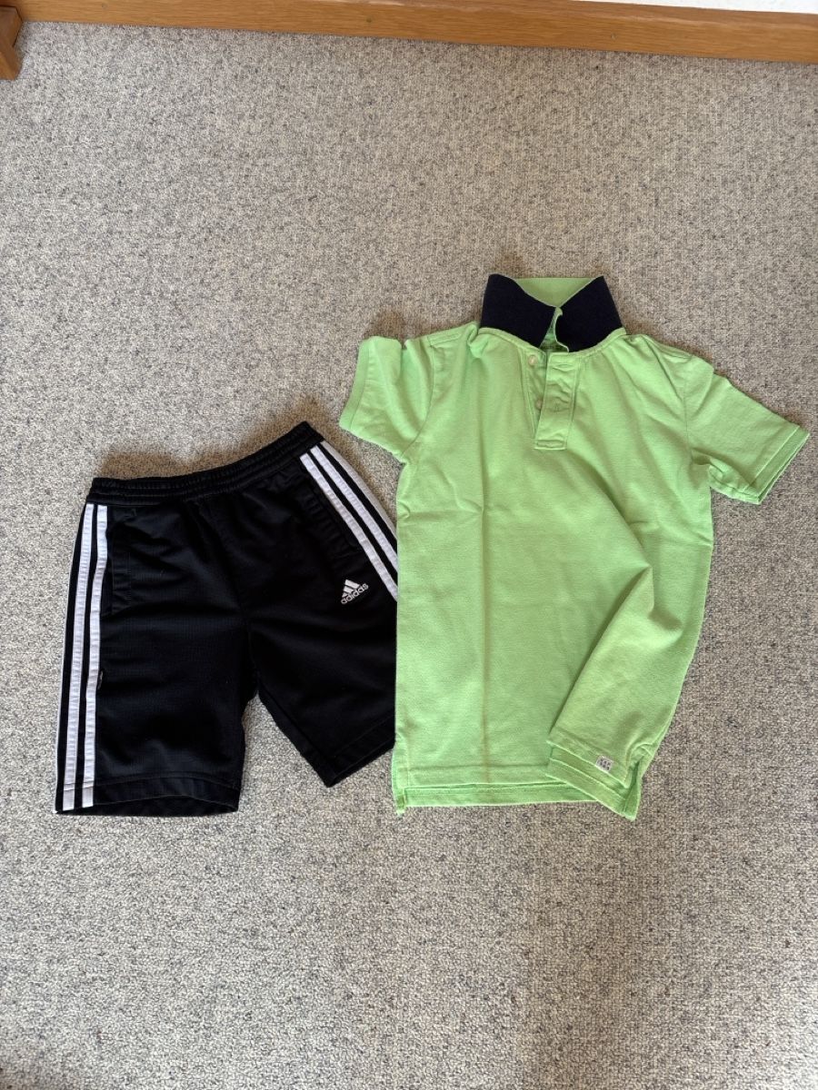 Gap Lotti & Set di vestiti: Gap Polo Shirt u Hose – Usato da Hombrechtikon venduto da ufpasse