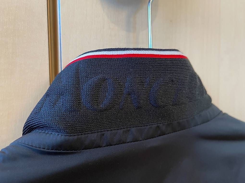 Moncler Giacche: Originale Moncler Jacke, Grösse S-M – Usato da Wädenswil venduto da nkf23 2