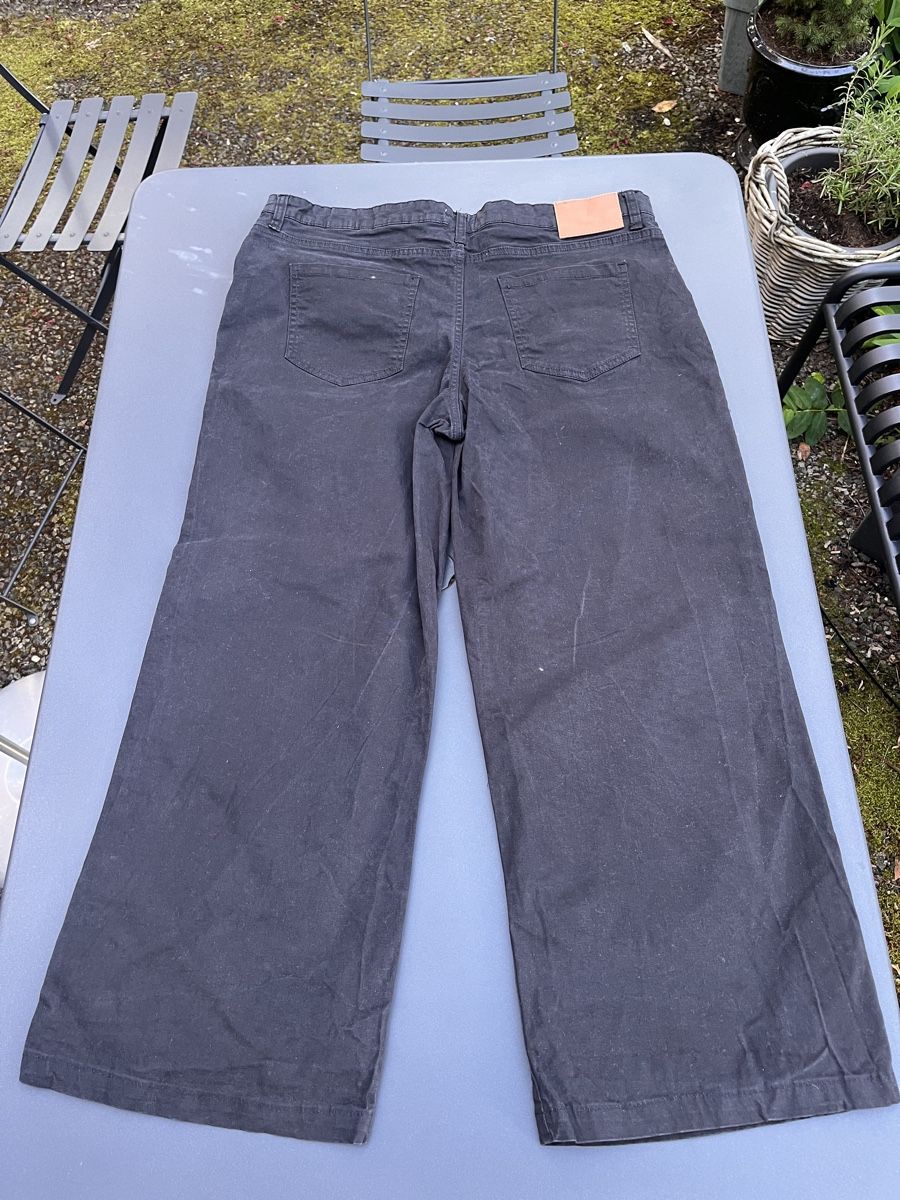 Pantalons: Baggy trousers black size 33 used – D'occasion à Basel par ale_5cm8 2