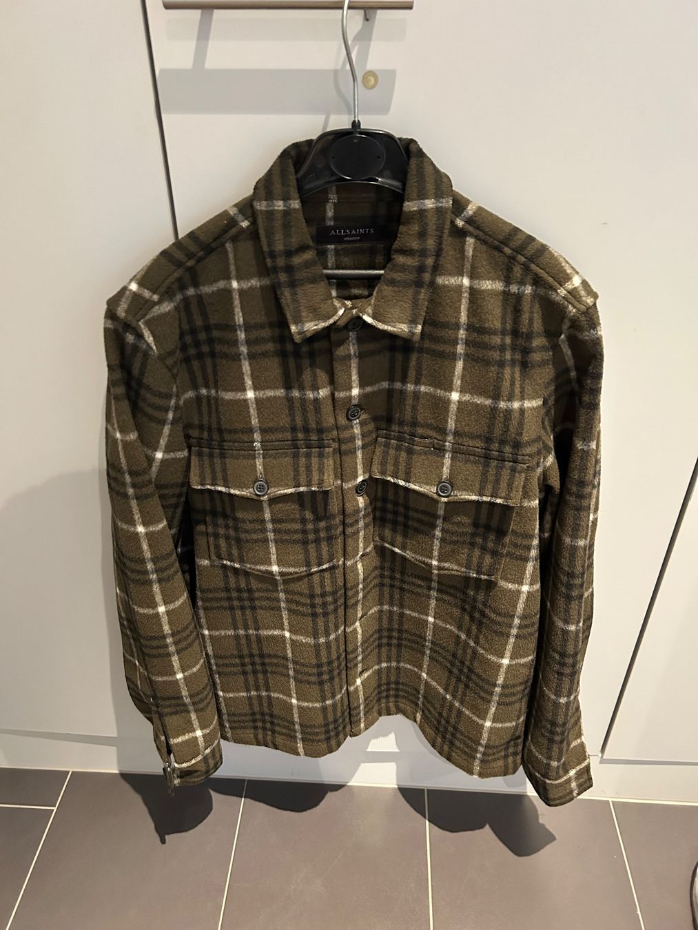 Allsaints Camicie: all saints – Nuovo (secondo la descrizione) da Schlieren venduto da Leavio