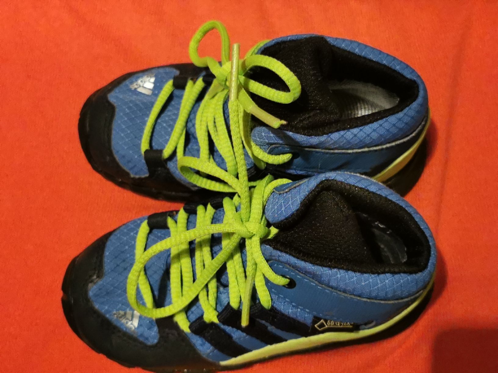 Adidas Scarpe da uomo: Adidas Kinder Schuhe Gr. 22 – Nuovo e nell'imballaggio originale da Schlieren venduto da vlalif 3