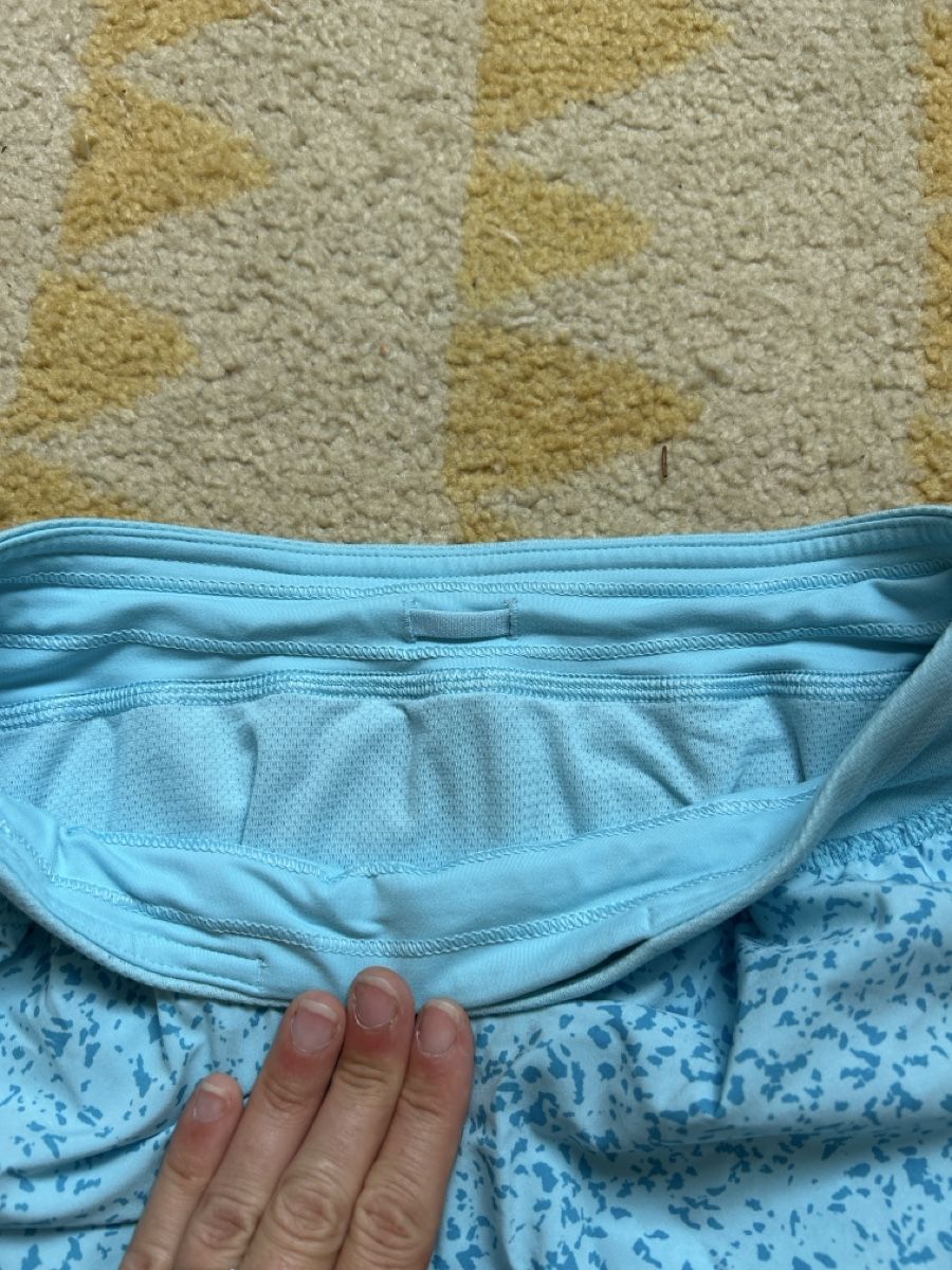 Lululemon Pantaloni: Lululemon Running Shorts Size 2 – Usato da Bad Ragaz venduto da vjmast 4