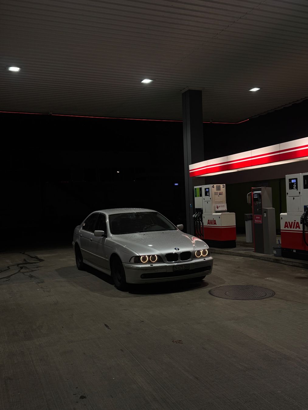 BMW Automobili: BMW 520i E39 alles Original!! – Usato da Urdorf venduto da 890_27zm 1
