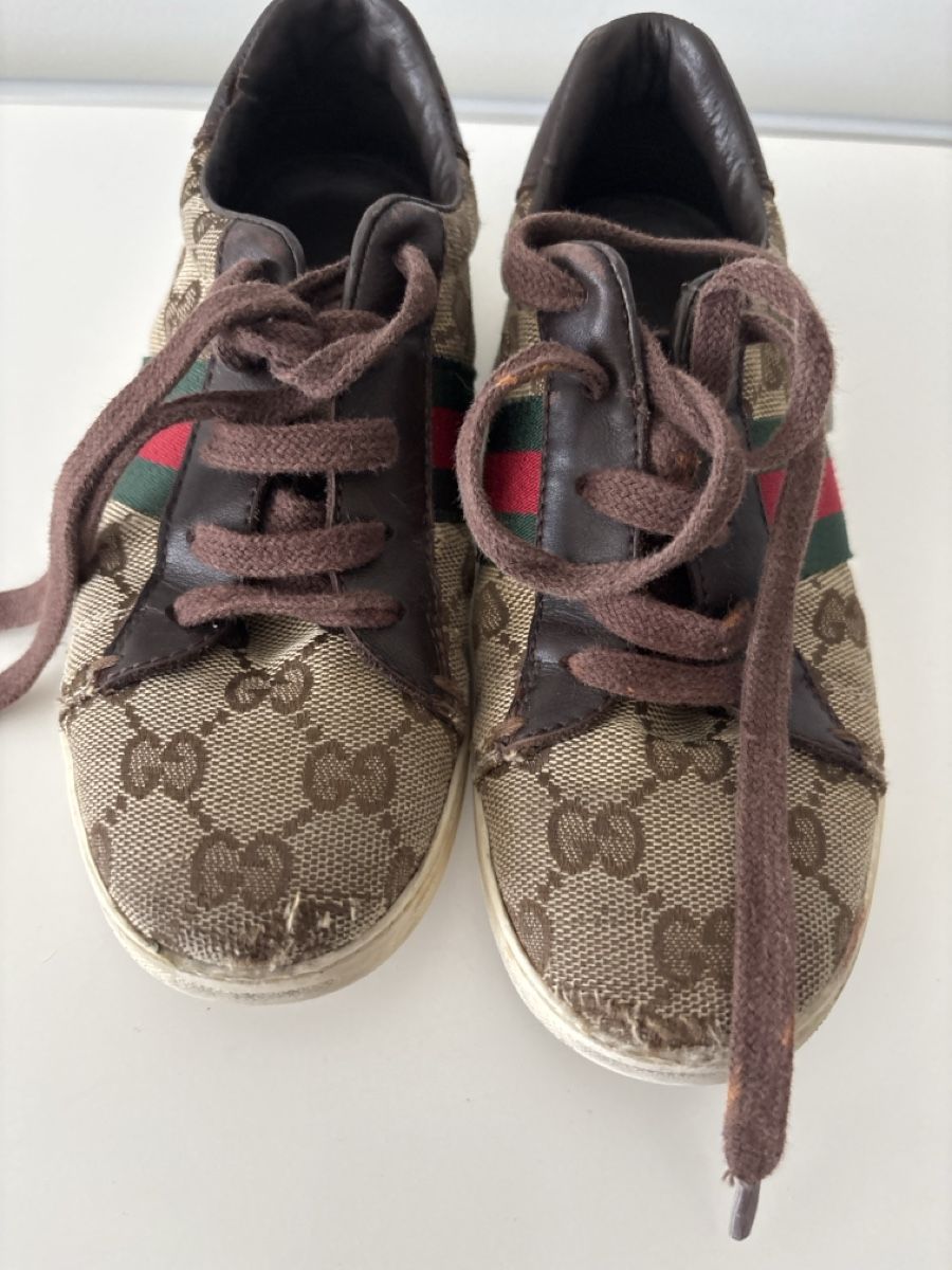Gucci Chaussures garçon: Gucci Schuhe  – D'occasion à Salenstein par sehrgut