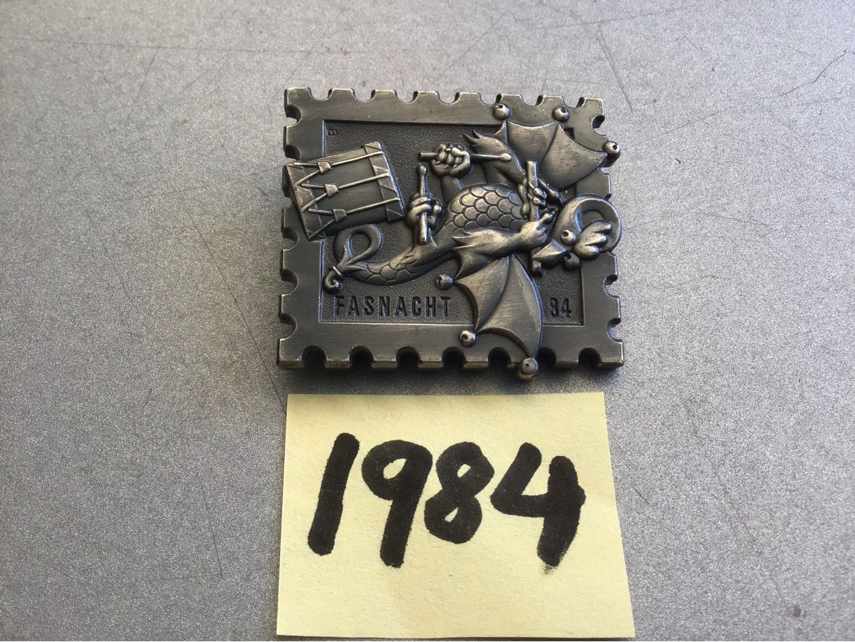 Basler Placchette & Badge: Baslerfasnachtsplaketten 1984 Silber – Usato da Arlesheim venduto da printz01
