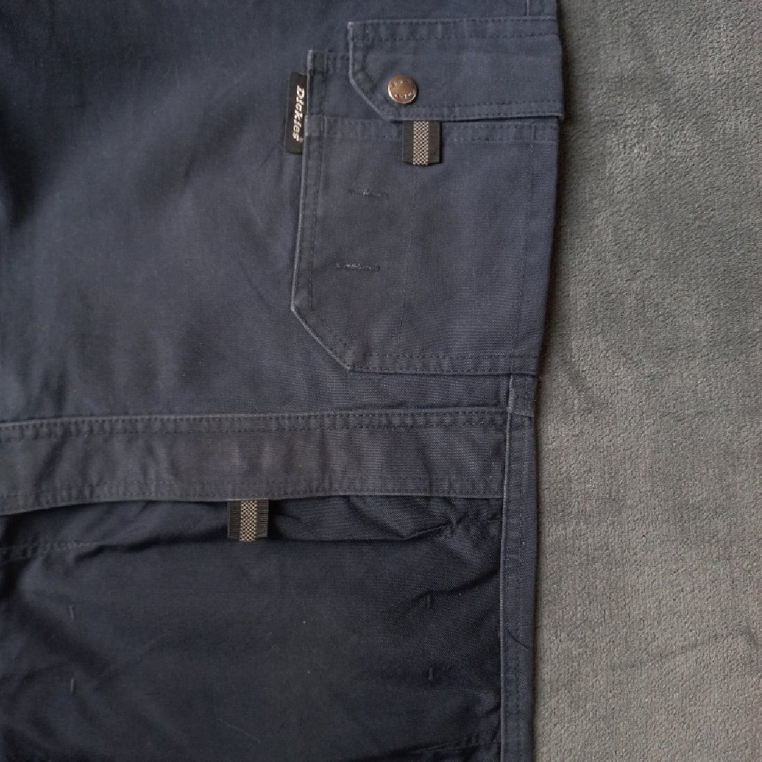 Dickies Pantaloni: Dickies Cargo Darkblue (36) – Usato da Chamoson venduto da Sapoloshop 3