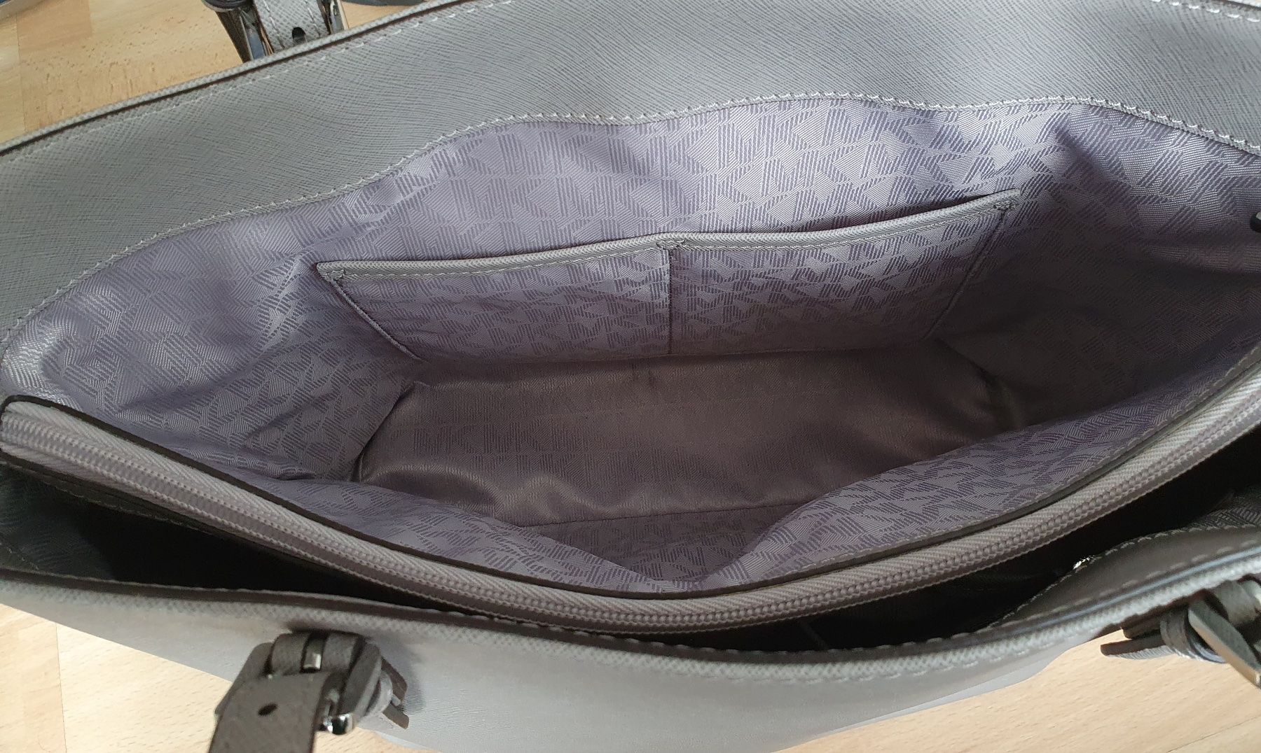 Michael Kors Borse da donna: Michael Kors Tasche grau – Usato da Luzern venduto da DaSi9354 6