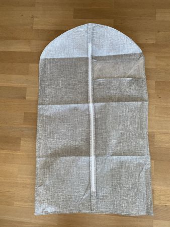Kleiderhülle / Kleidersack NEU – 100 × 60 cm – Grau