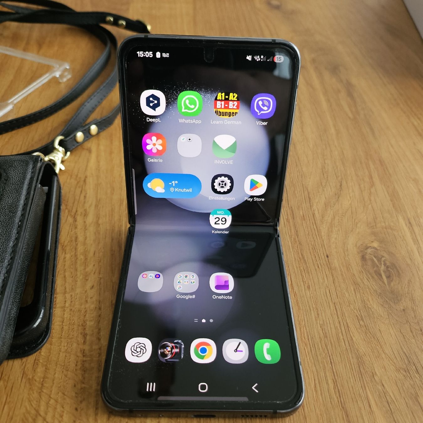 Samsung Portables: Samsung Galaxy Z Flip 5 Graphite, 512GB – D'occasion à Knutwil par Positiv 4