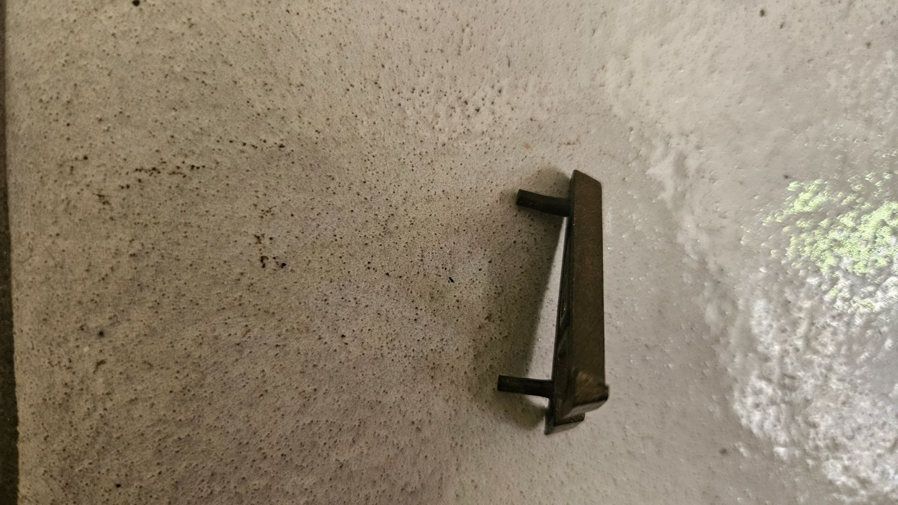 Tutte le decorazioni: 3 piccole lettere di metallo "A" – Usato da Melano venduto da H-Sara 3