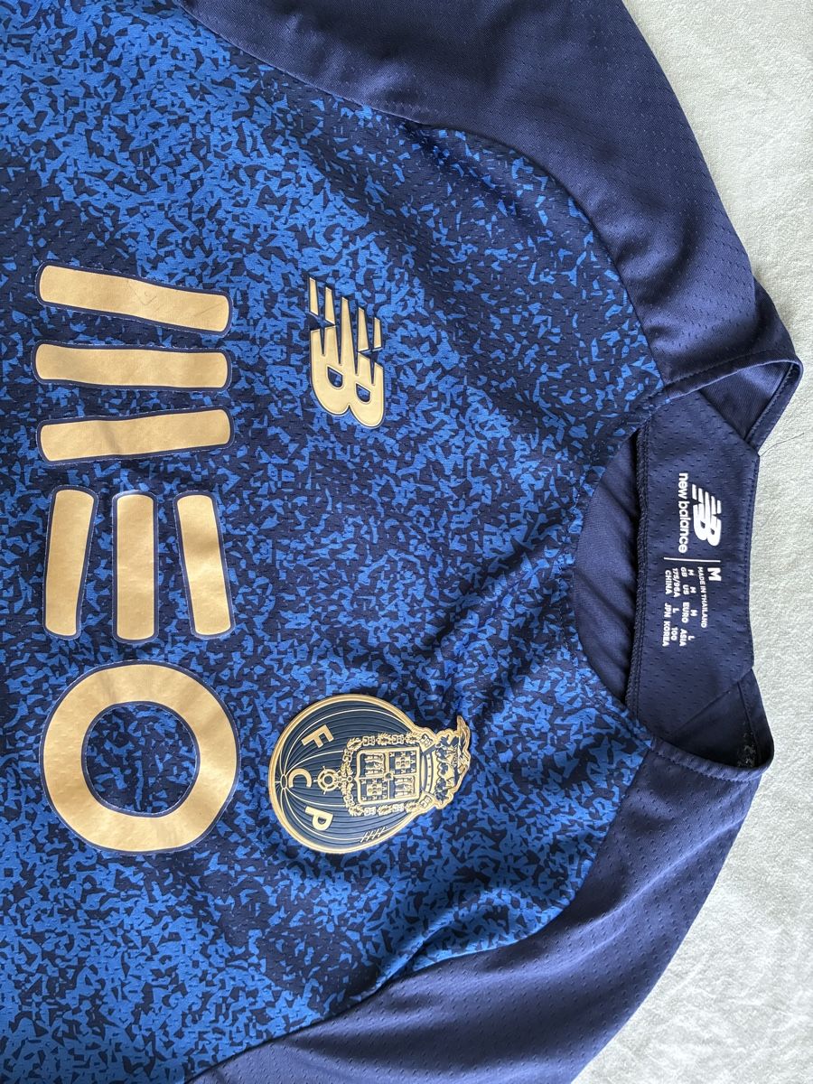 Leibchen & Hosen: Fc Porto Trikot Gr. M – Gebraucht aus Kehrsatz von mes_p7jc 1