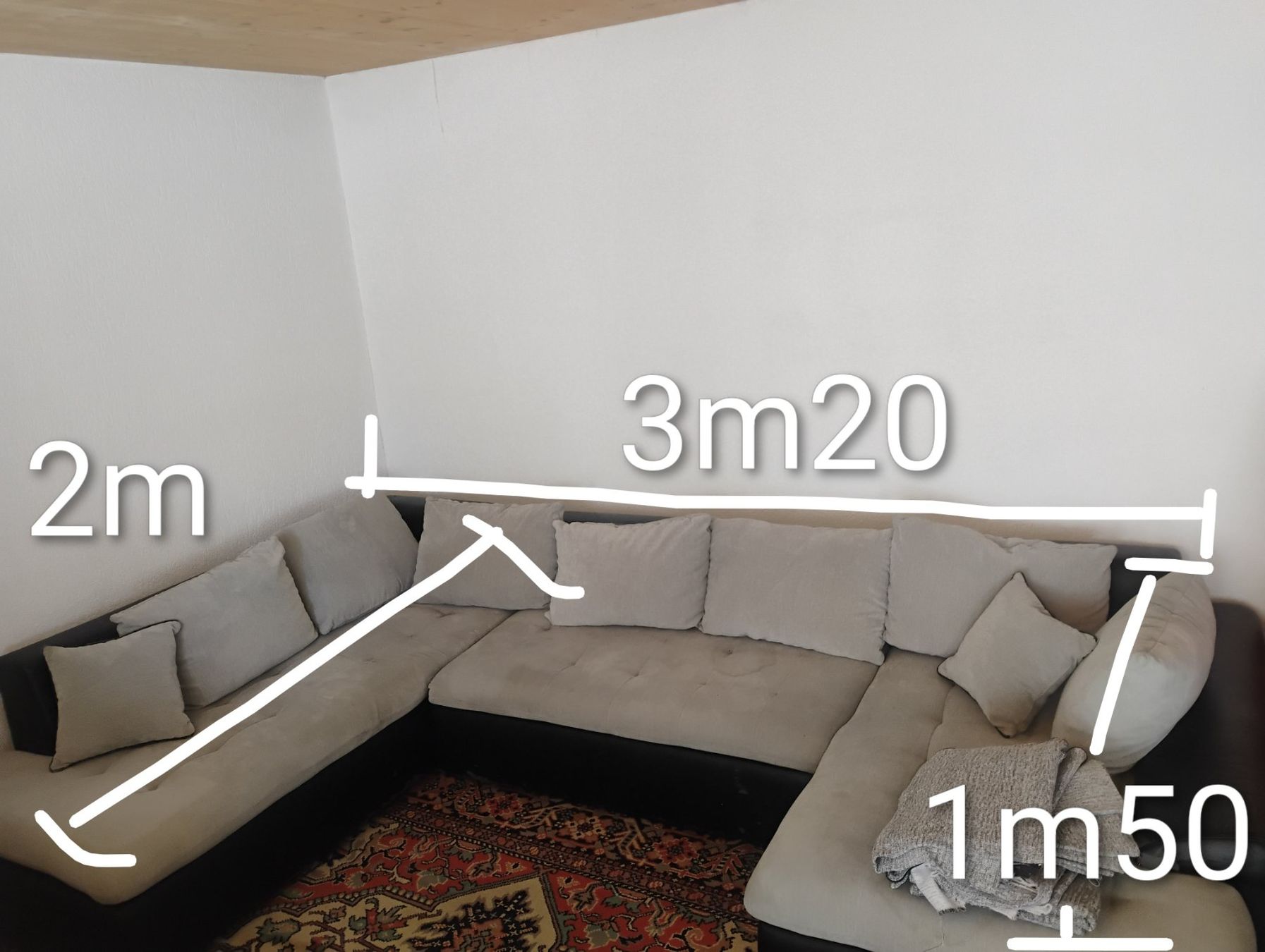 Divani: Gratis. Grosses Ecksofa, Bettsofa. Abholung im EG – Usato da Zollikofen venduto da AT2017 1