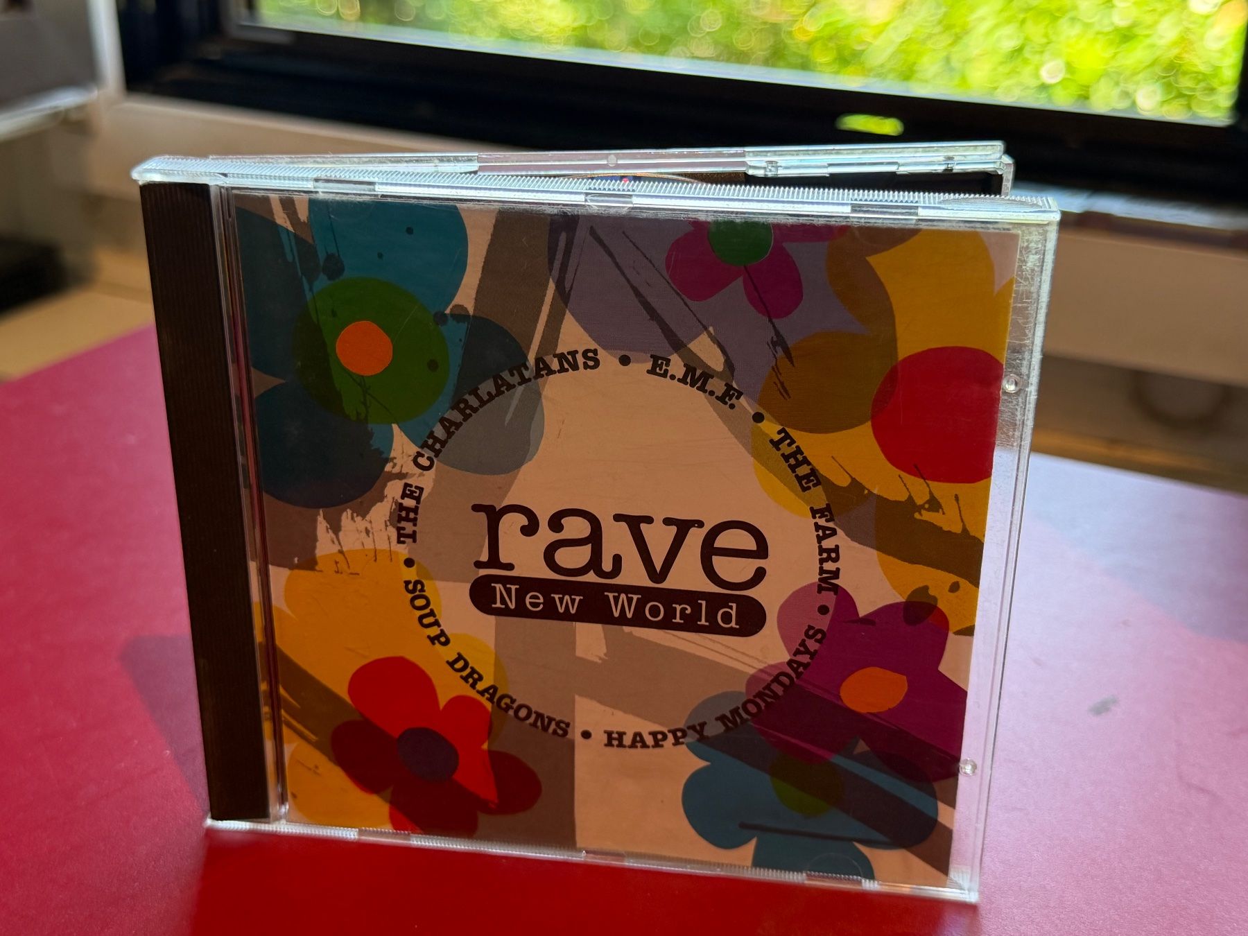 CDs: Rave New World - KA02E – D'occasion à Küsnacht ZH par Jazztilldawn