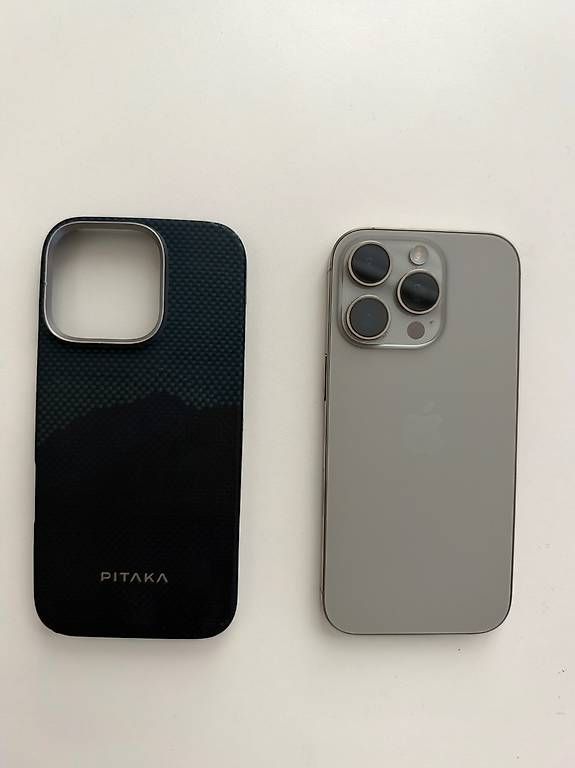 Apple Telefoni cellulari / Smartphones: iPhone 16 Pro 512 GB plus Pitaka Hülle – Usato da Frauenfeld venduto da bjo_89zv 1