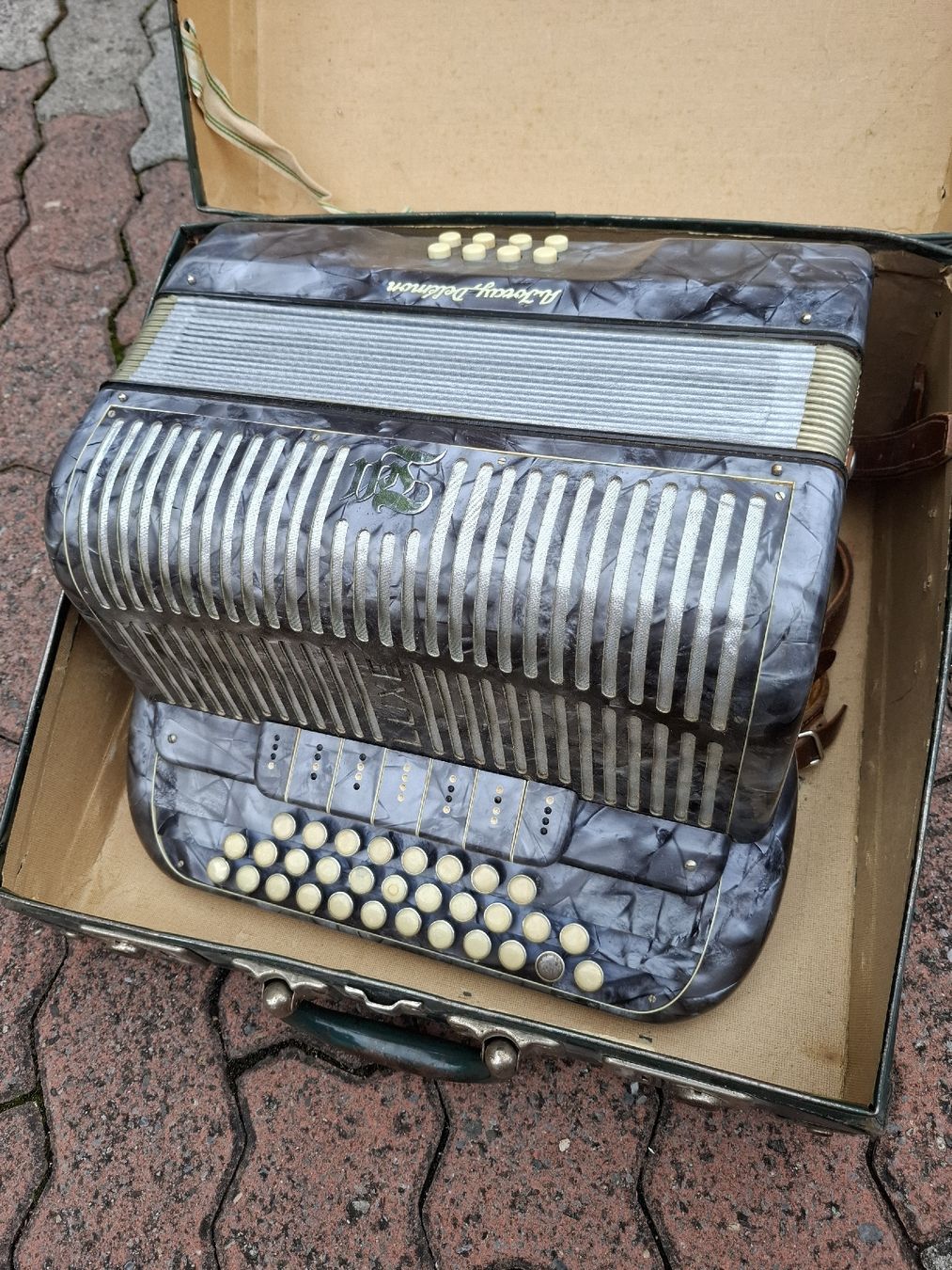 Strumenti musicali: 4 chörig orgeli diatonish. – Usato da Villeneuve venduto da BibiVintage 7