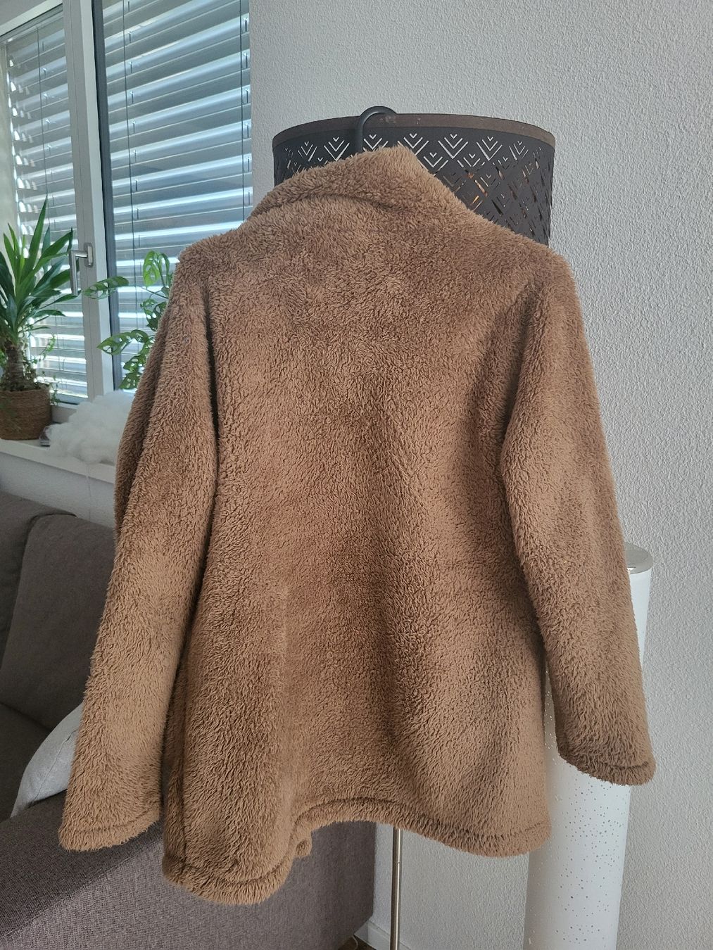 Vestes: Flauschige Teddyjacke Gr. S – D'occasion à Seewen SZ par pw14 1