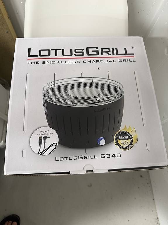 Lotusgrill Griglie: Lotus Elektrogrill neu – Usato da Hergiswil NW venduto da allmendkoenig