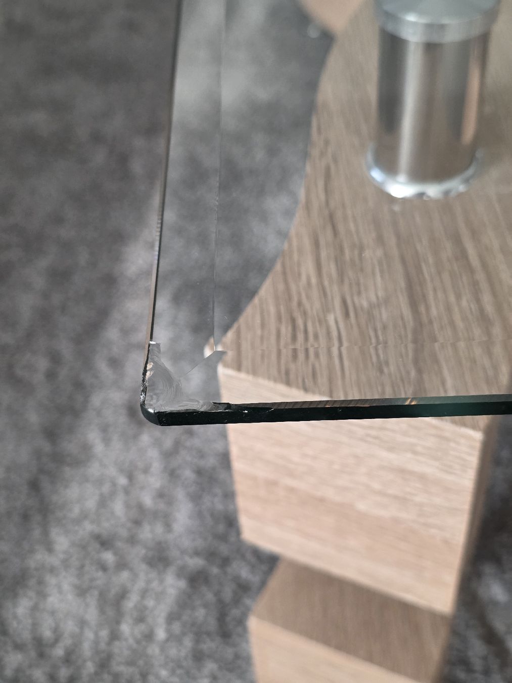Tavoli: Couchtisch Glas mit 2 Hockern – Usato da Kaltbrunn venduto da a_s_28jn 3